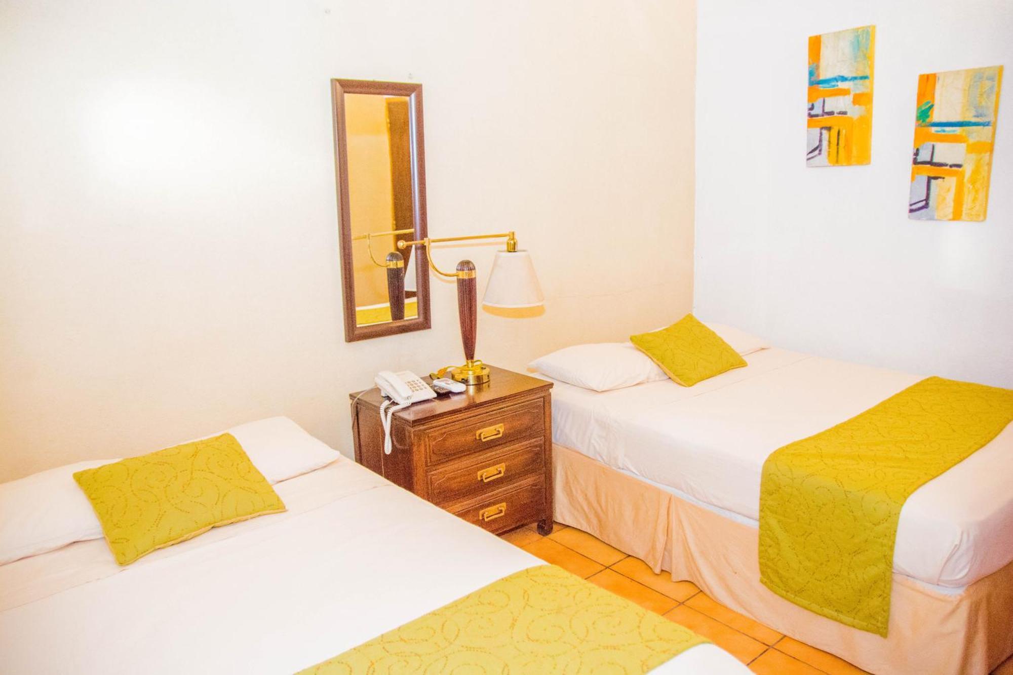 Hostal Fuente Castalia, B Y B León Exteriör bild